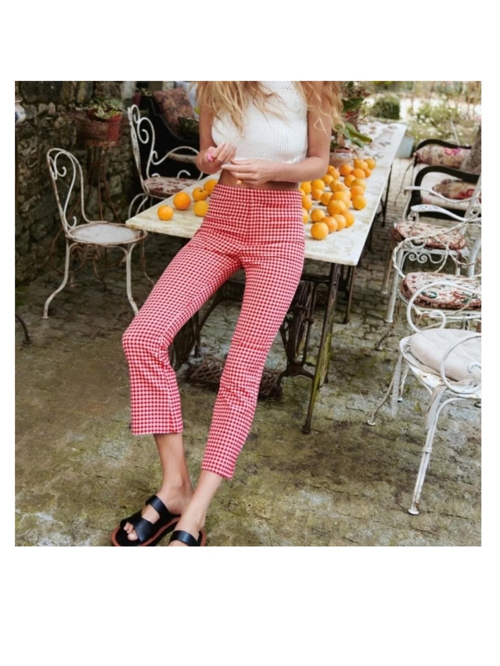 Zara Red Gingham Cropped Pants - Women's